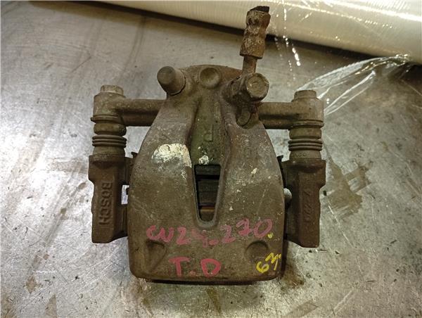 pinza freno trasero derecha toyota corolla ve