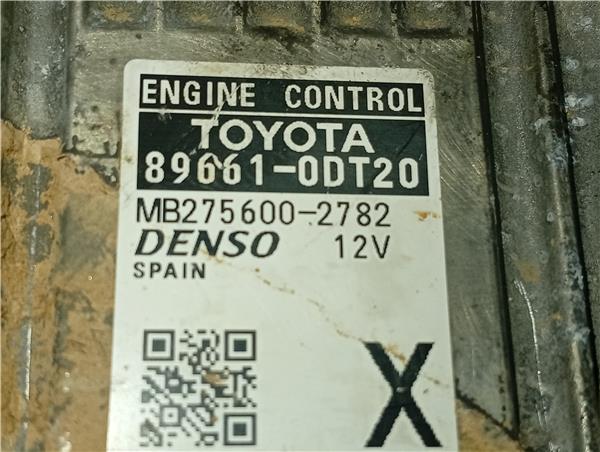 centralita toyota yaris xp13 2017 hibrido hy