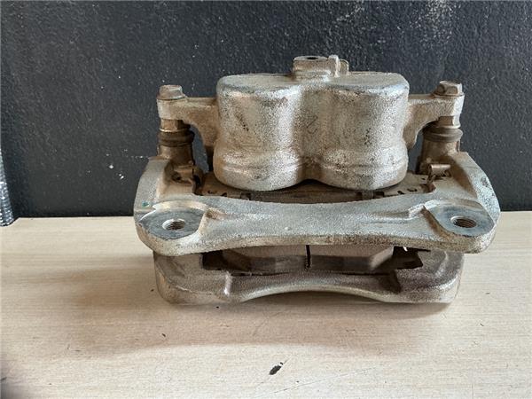 pinza freno delantero izquierda toyota rav4 2