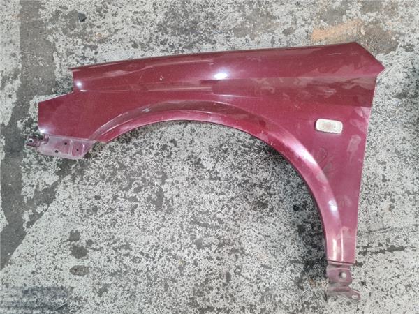 aleta delantera izquierda nissan primera berl