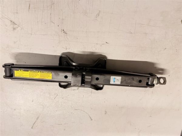 gato toyota rav4 a3 2005 22 d 4d