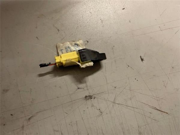 sensor airbag lateral delantero izquierdo toy