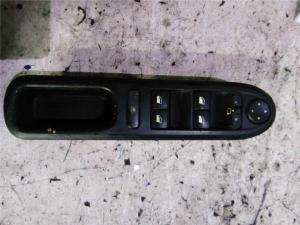 botonera puerta delantera izquierda peugeot 407 2.0 16v (140 cv)