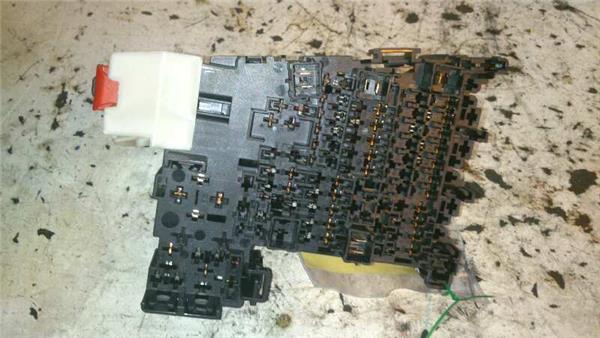 caja reles seat leon 16 tdi 105 cv