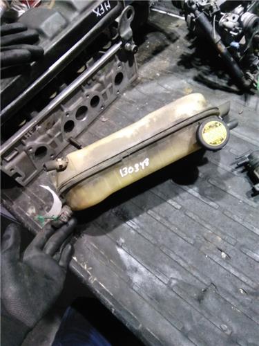 deposito refrigerante toyota corolla verso 22