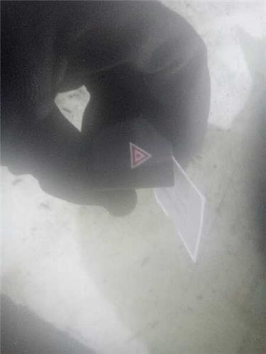 interruptor luces emergencia peugeot 5008 16