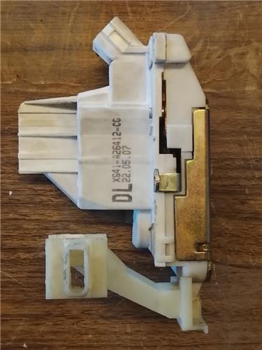 cierre electromagnetico trasero derecho ford