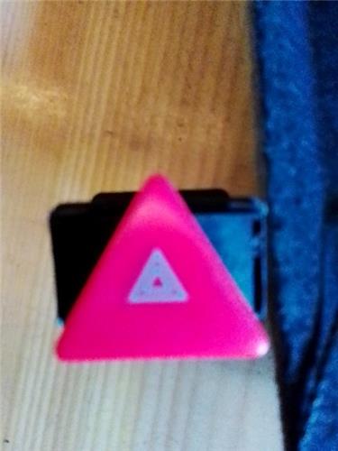 interruptor luces emergencia volkswagen polo