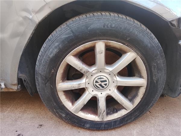 llanta rueda delantera derecha volkswagen pas