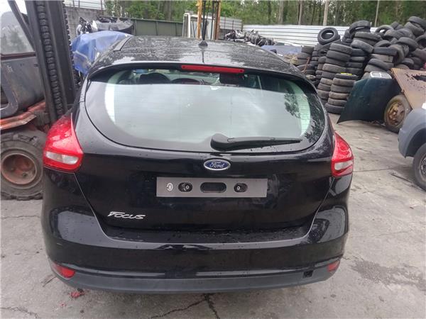porton trasero ford focus berlina cew 2014 1