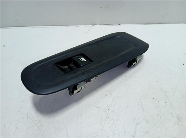 mando elevalunas delantero derecho peugeot 30
