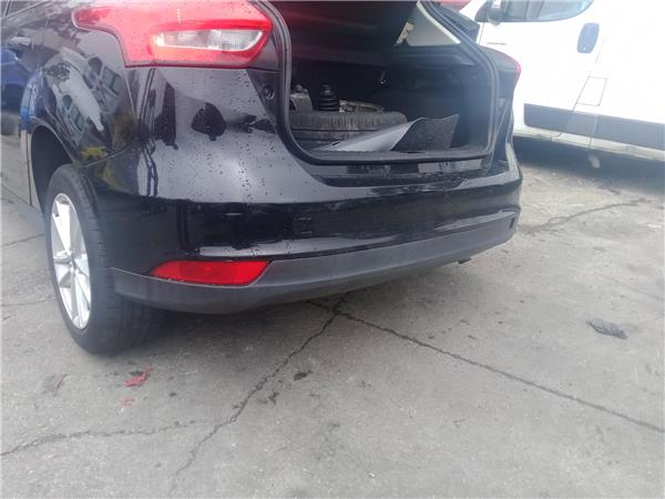paragolpes trasero ford focus berlina cew 201