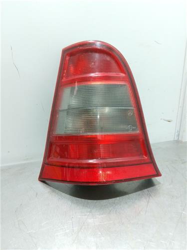 piloto trasero izquierdo mercedes benz clase