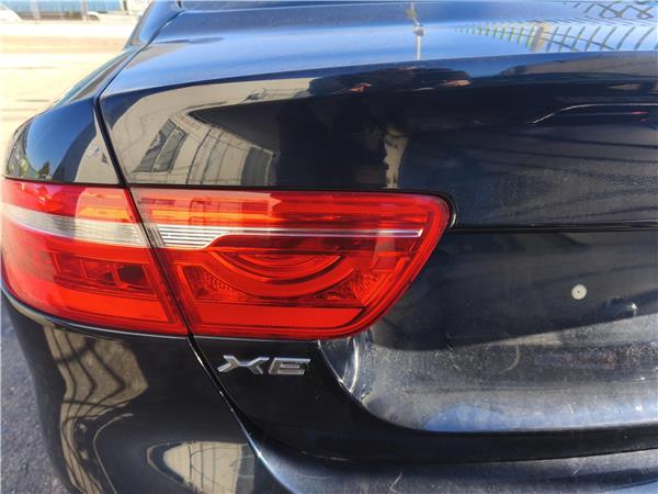 piloto porton trasero izquierdo jaguar xe 102