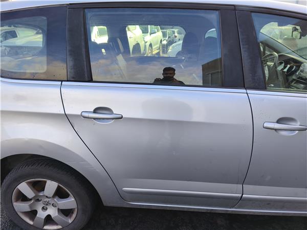 puerta trasera derecha peugeot 5008 092009 1