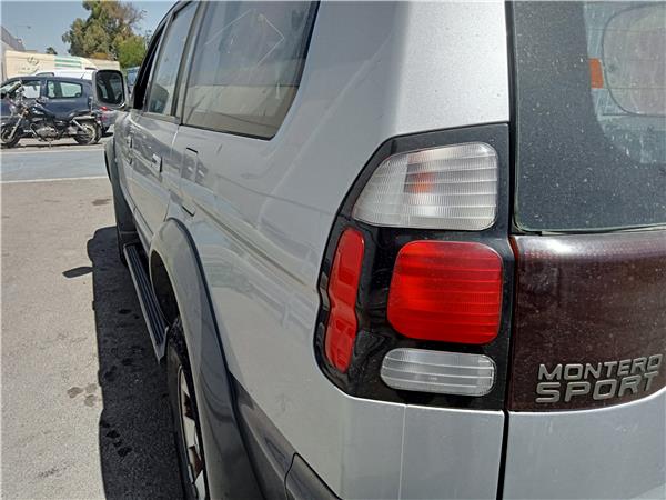 piloto trasero izquierdo mitsubishi montero s