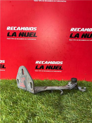 soporte puerta corredera iveco daily furgon 2