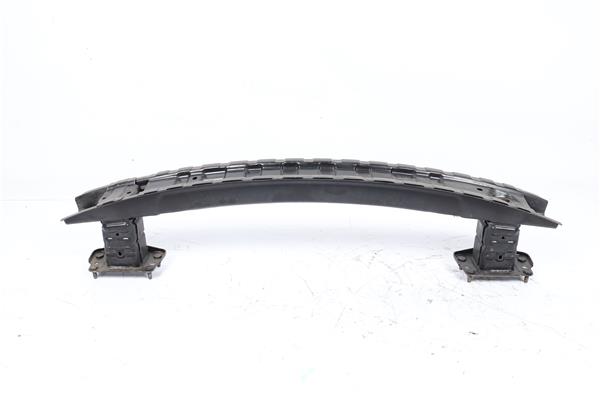 refuerzo paragolpes trasero mercedes benz cla