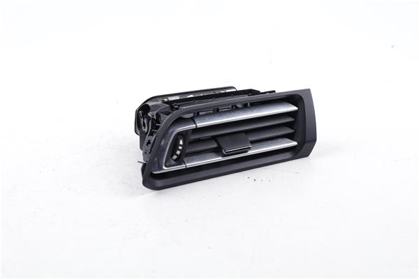 rejilla entrada de aire peugeot 308 2013 12