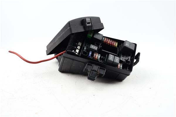 caja fusiblesrele volkswagen golf vii 5g1be1