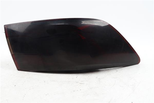 piloto trasero izquierdo renault clio iv 2012