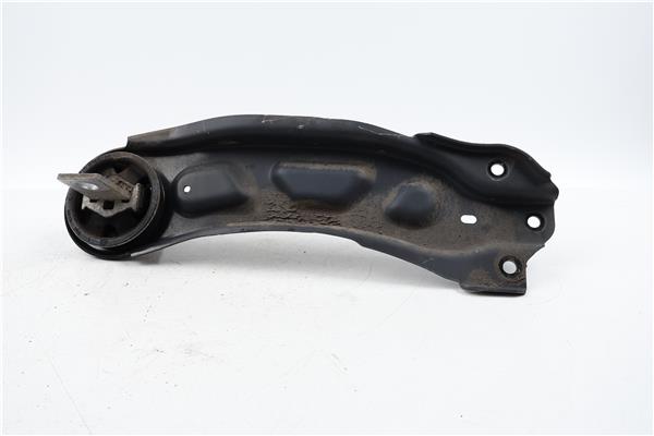 brazo inferior trasero izquierdo mercedes ben