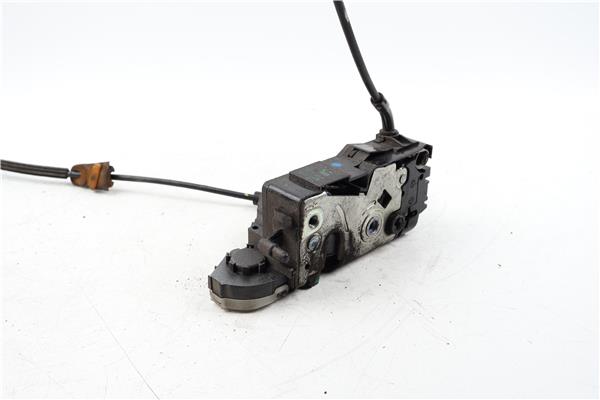 cerradura puerta delantera derecha peugeot 20