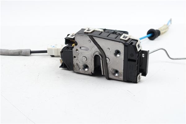 cerradura puerta delantera izquierda mercedes