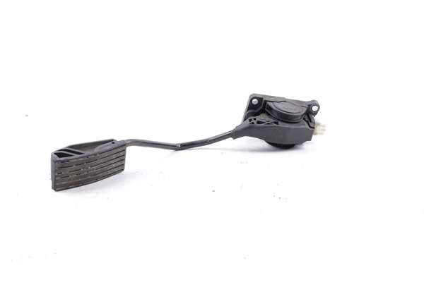 f00c3e2429 pedal acelerador