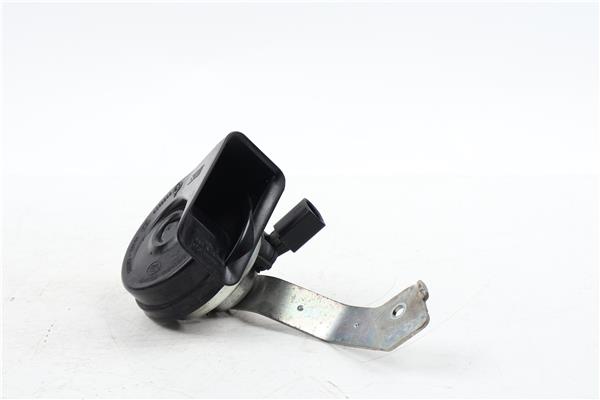 bocina mercedes benz clase cla bm 117 032013