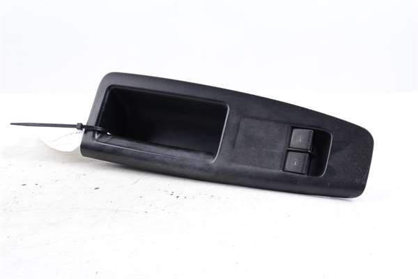 botonera puerta delantera izquierda volkswagen polo iv (9n1)(11.2001 >) 1.2 12v