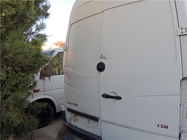 porton trasero izquierdo volkswagen crafter f