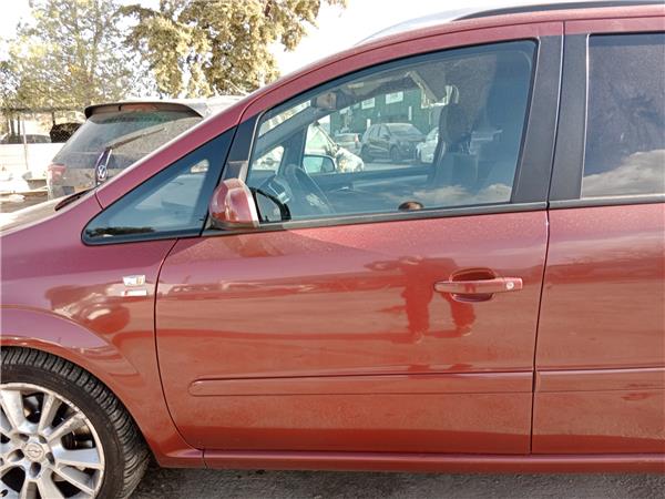 puerta delantera izquierda opel zafira b 2005