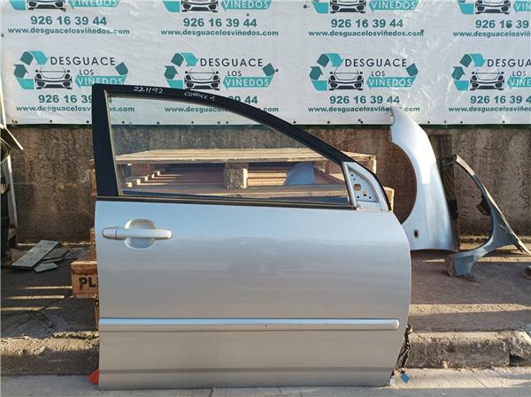 puerta delantera derecha toyota corolla e12 2