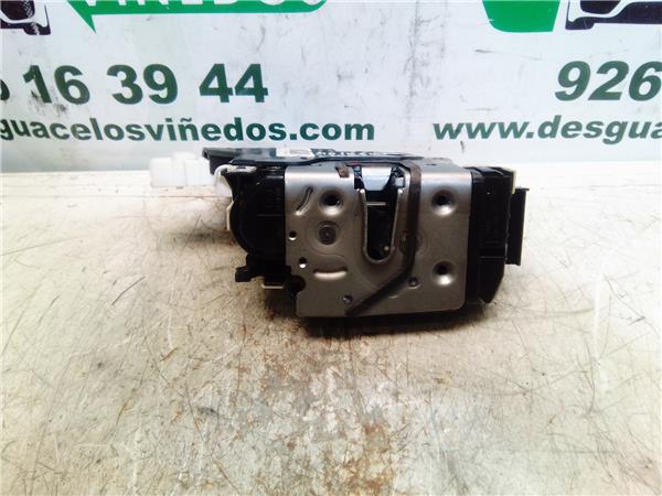 cerradura puerta trasera derecha mercedes ben