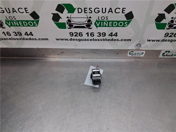 mando elevalunas trasero izquierdo mercedes b