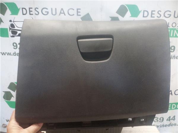 guantera salpicadero peugeot 2008 032013 16