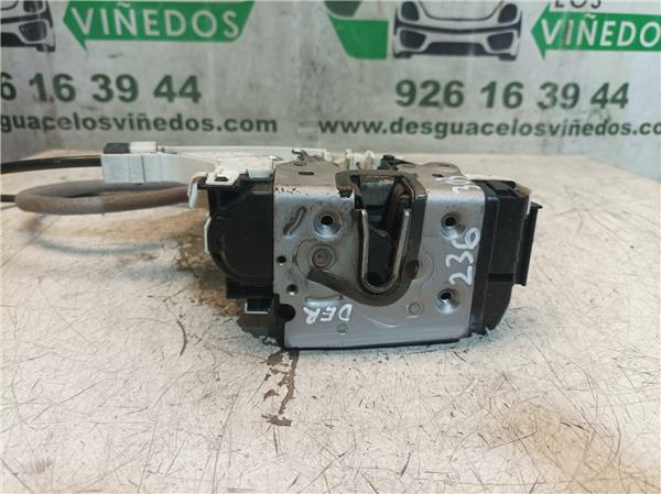 Cerradura Puerta Delantera Derecha