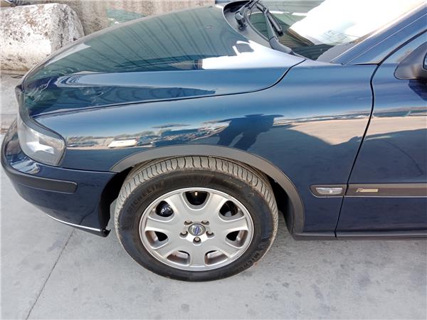 aleta delantera izquierda volvo v70 familiar