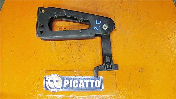 soporte izquierdo sujecion delantera cabina m