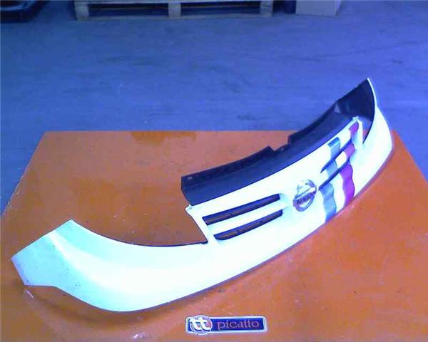 parrilla delantera nissan primastar x 115 dci