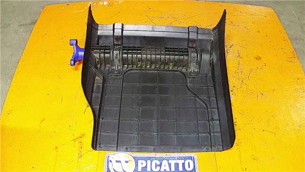 aleta delantera derecha mercedes benz actros