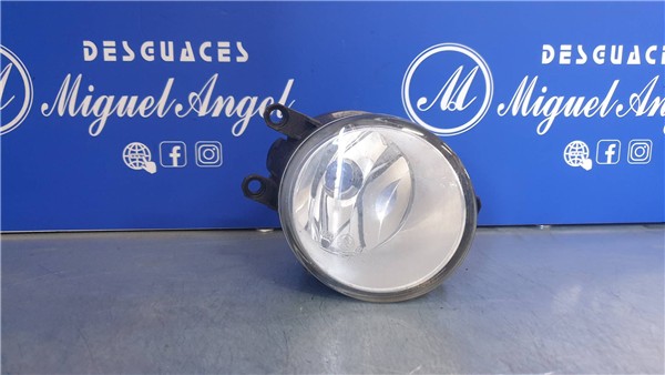 faro antiniebla izquierdo toyota corolla verso (r1)(2004 >) *