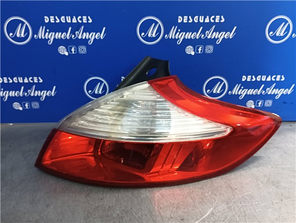 piloto trasero derecho renault megane iii berlina 5 p 1.9 dci diesel