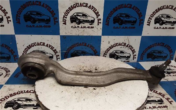 brazo inferior delantero derecho mercedes ben
