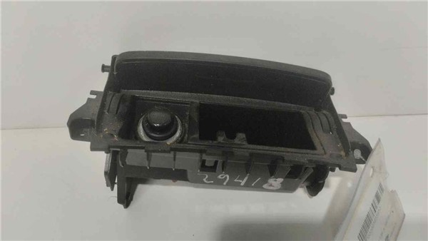 cenicero mercedes benz clase a bm 176 062012