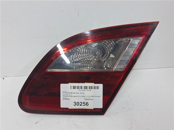 piloto porton trasero derecho chrysler sebrin