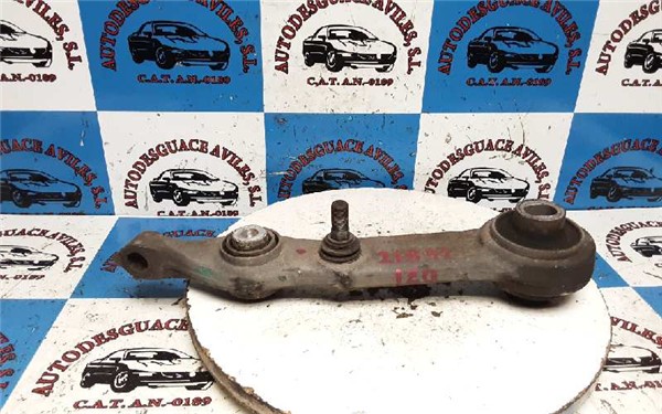 brazo inferior delantero izquierdo mercedes b