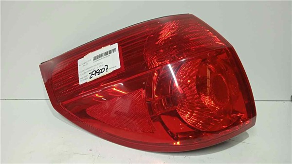 piloto trasero izquierdo toyota sienna xle