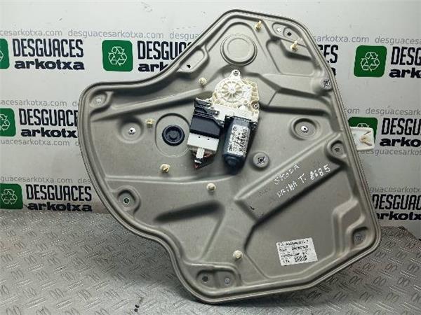 motor elevalunas trasero derecho skoda octavi